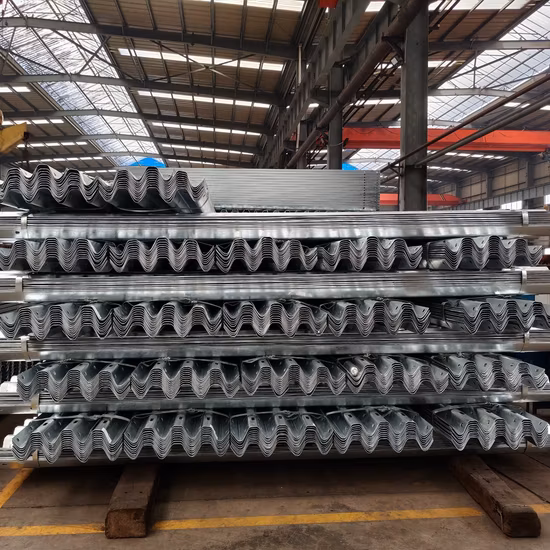 Гофрированная балка шоссе ограждение дорожный барьер безопасности для продажи